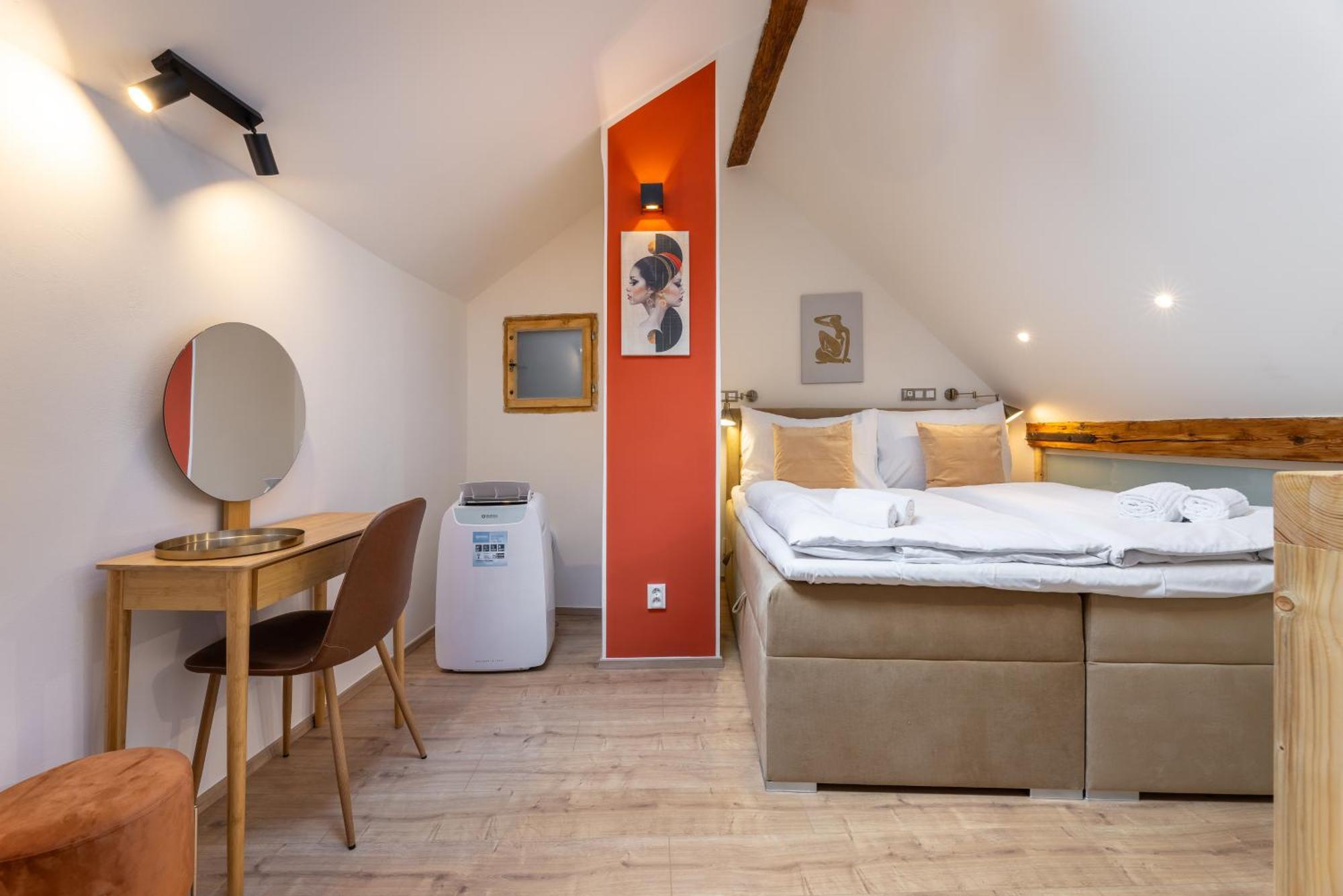 Classy Loft In The Center Of Apartament *